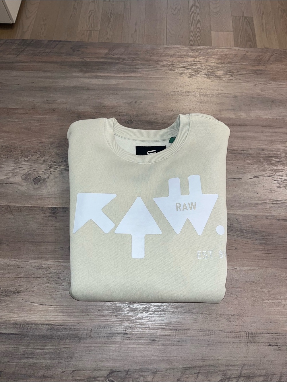 G-Star Men’s Cream Crewneck with White Logo Graphic